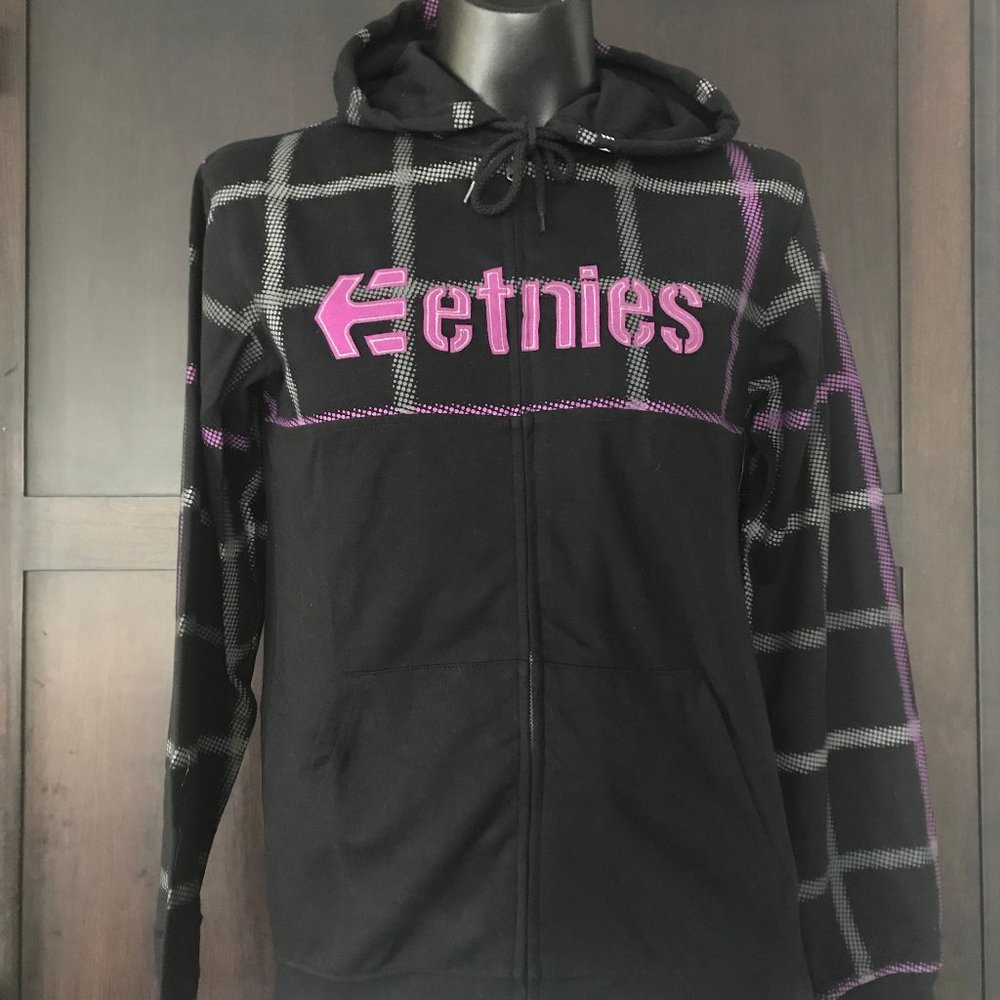 etnies men's black & purple logo printed hoodie